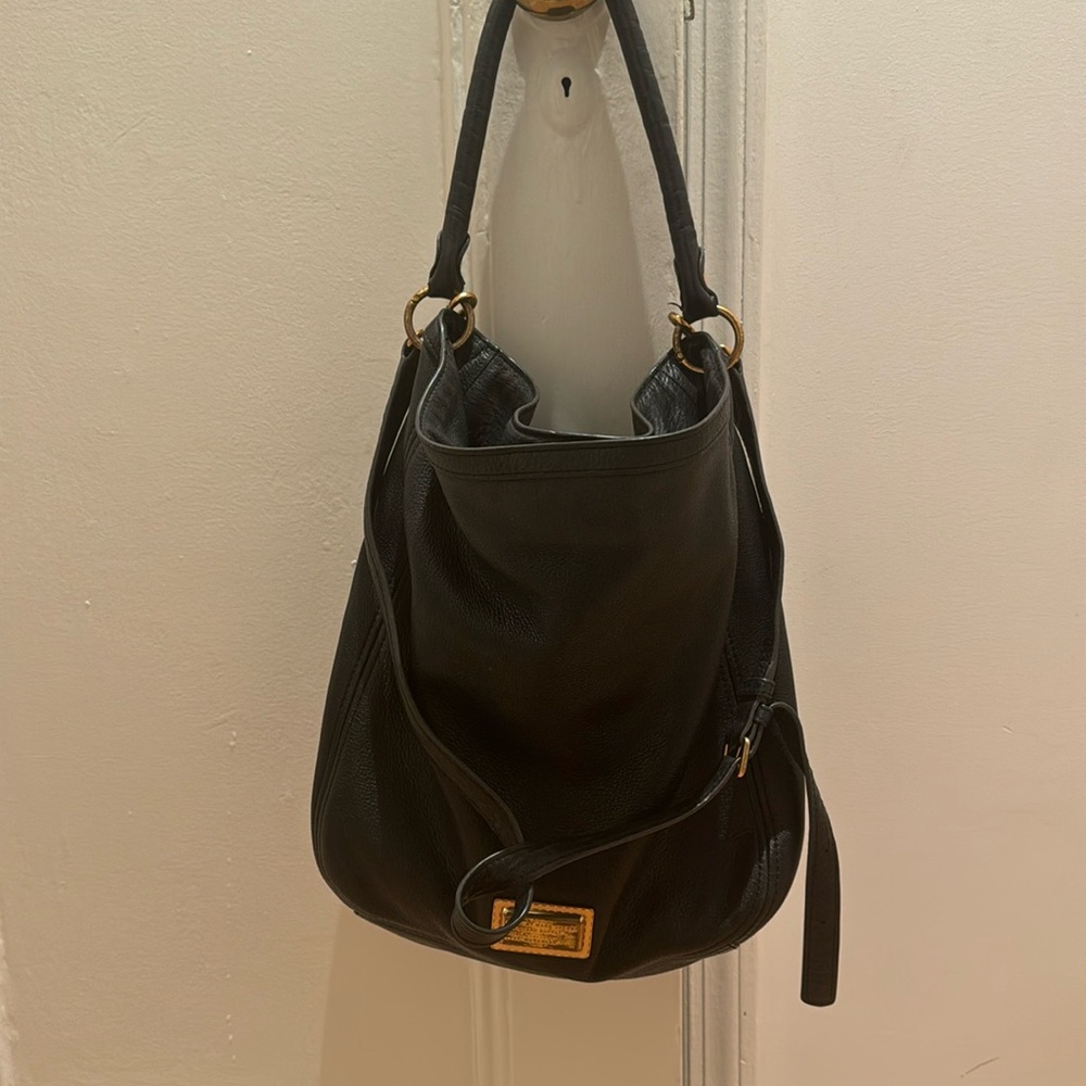Marc Jacobs Crossbody or Shoulder Bag